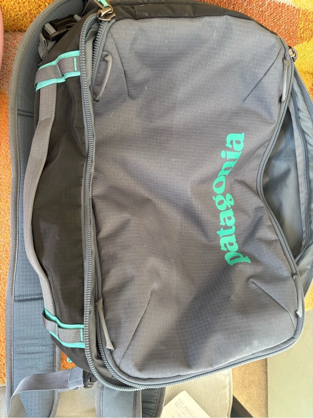 Patagonia Black Hole Mini MLC Pack 30L DISCONTINUED COLOR Gray/Teal - Picture 1 of 5